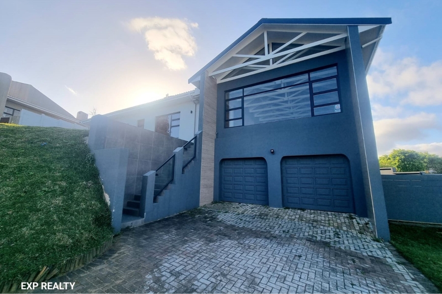 4 Bedroom Property for Sale in Beacon Bay Eastern Cape